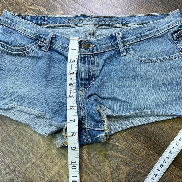 Vintage Abercrombie & Fitch Micro Denim Mini Shorts Low Rise Womens 6 Y2K - Picture 8 of 8